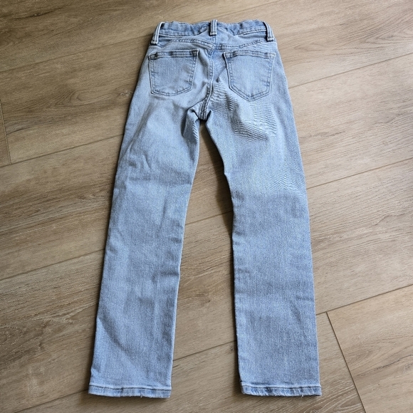 Kids size 7 Light Wash Distressed Old Navy Straight Leg Slim 360 Jeans EUC - Picture 9 of 10